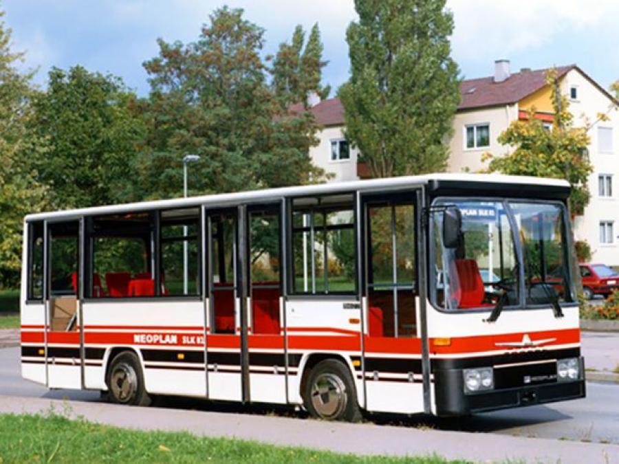  Neoplan N407 SKI 1983 года  (фото 1 из 3)